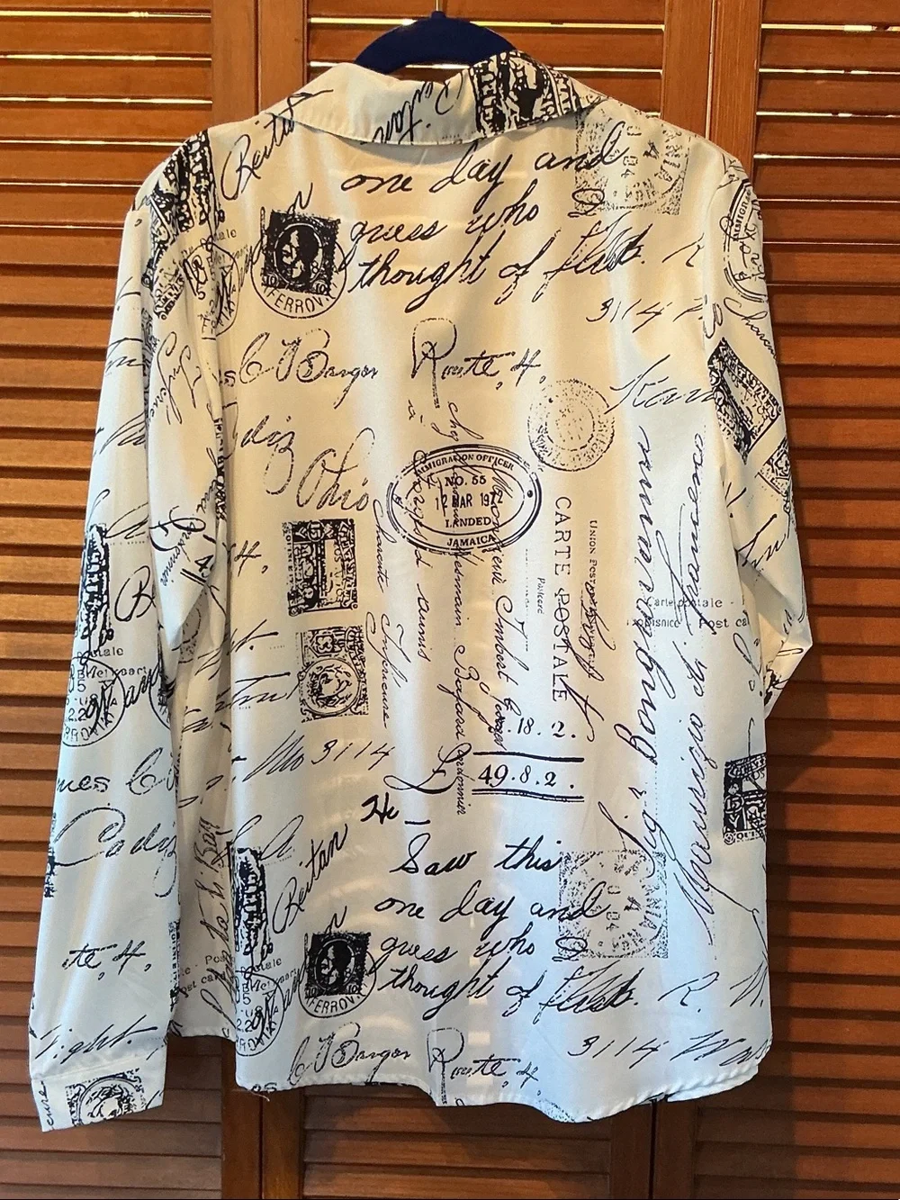 Amazon Script Print Button-Front Blouse - Picture 2 of 4